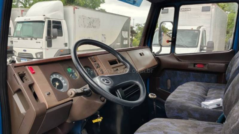 MERCEDES-BENZ - 709 - 1989/1989 - Azul - R$ 110.000,00