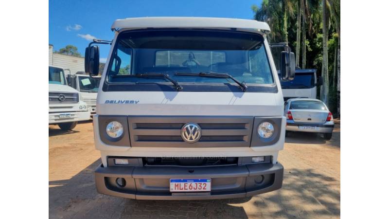 VOLKSWAGEN - 8-160 - 2013/2013 - Branca - R$ 195.000,00
