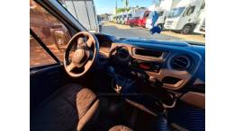 RENAULT - MASTER - 2018/2019 - Branca - R$ 165.000,00