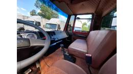 FORD - CARGO 2428 - 2006/2006 - Vermelha - R$ 285.000,00