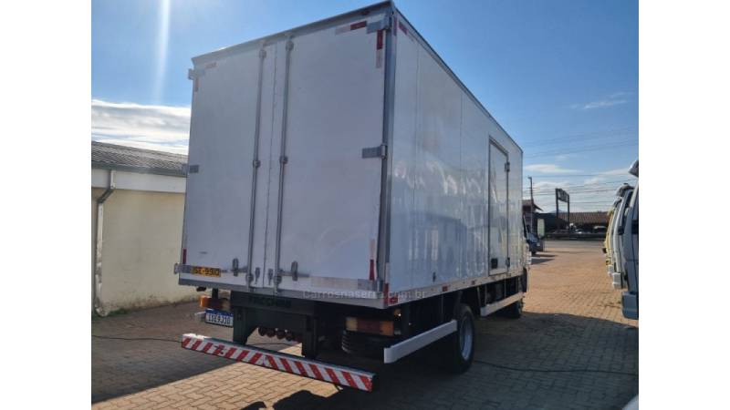 MERCEDES-BENZ - ACCELO 915 - 2011/2011 - Branca - R$ 195.000,00