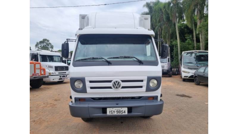 VOLKSWAGEN - 8-150 - 2011/2012 - Branca - R$ 175.000,00