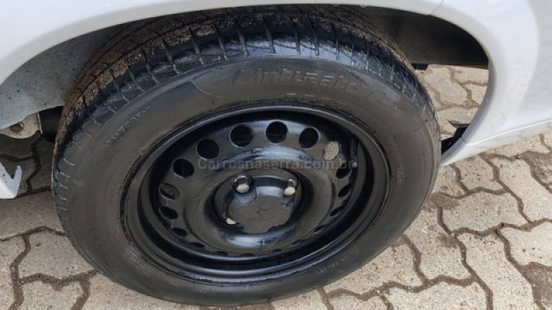 CHEVROLET - CLASSIC - 2015/2016 - Branca - R$ 35.900,00