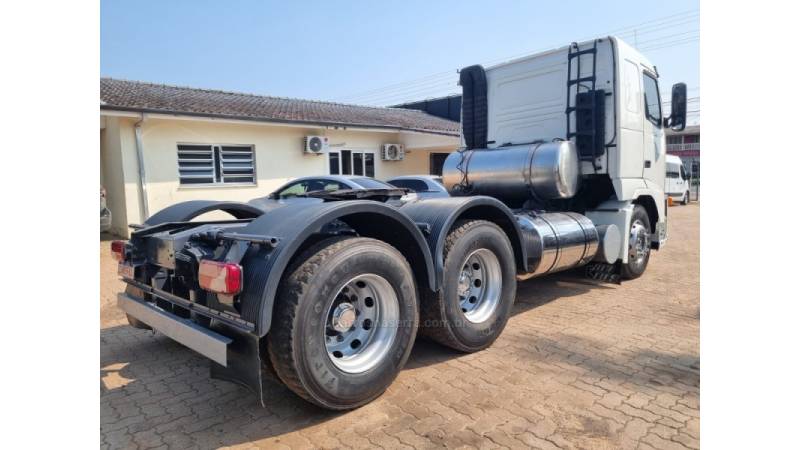 VOLVO - FH - 2007/2007 - Branca - R$ 210.000,00