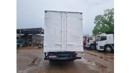VOLKSWAGEN - 6.90 - 1984/1985 - Branca - R$ 75.000,00