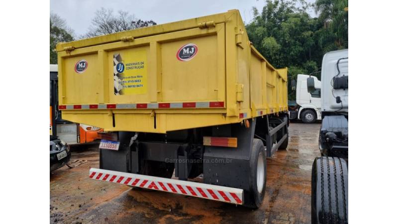 MERCEDES-BENZ - 1214 - 1999/1999 - Amarela - R$ 120.000,00