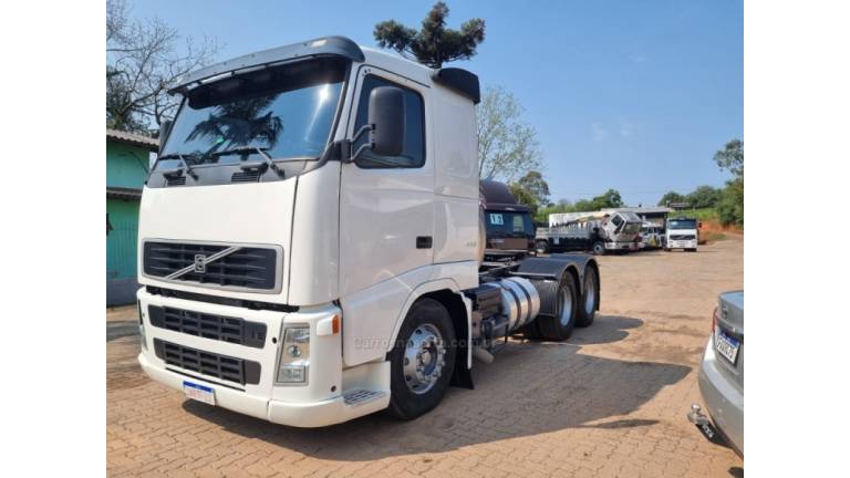 VOLVO - FH - 2007/2007 - Branca - R$ 210.000,00