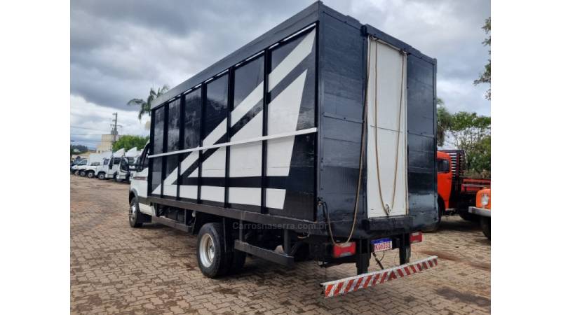 IVECO - DAILY - 2012/2013 - Branca - R$ 125.000,00