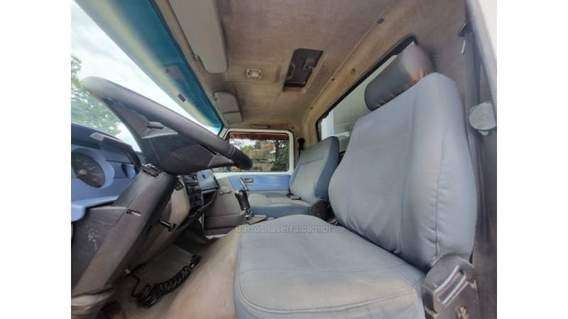 VOLKSWAGEN - 8-150 - 2011/2012 - Branca - R$ 175.000,00