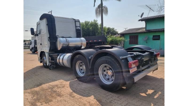VOLVO - FH - 2007/2007 - Branca - R$ 210.000,00