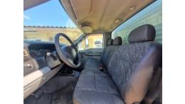 FORD - F-4000 - 2004/2005 - Branca - R$ 135.000,00