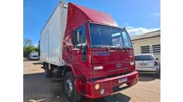 FORD - CARGO 1722 - 2006/2006 - Vermelha - R$ 185.000,00