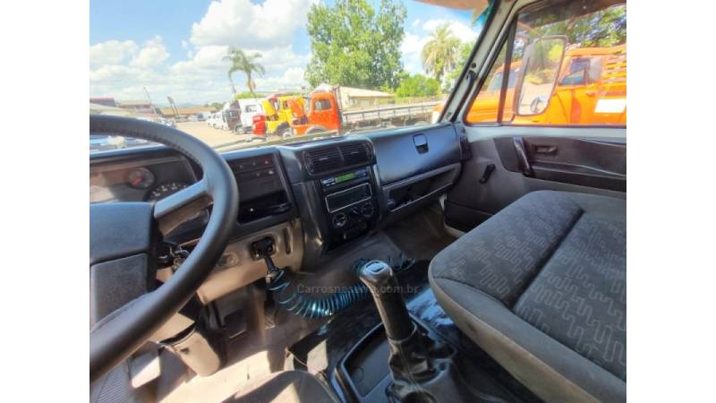 VOLKSWAGEN - 8-160 - 2013/2013 - Branca - R$ 195.000,00