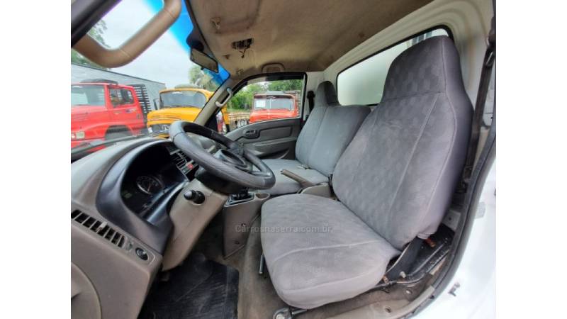 HYUNDAI - HR - 2007/2008 - Branca - R$ 95.000,00