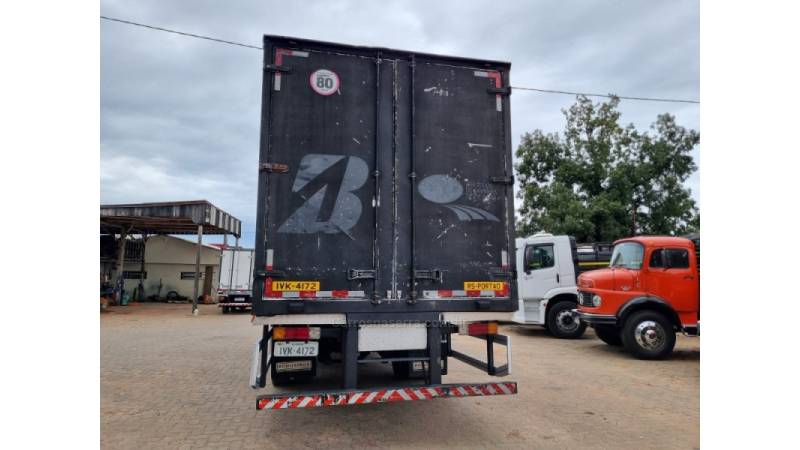 MERCEDES-BENZ - ATRON 1319 - 2014/2014 - Branca - R$ 275.000,00